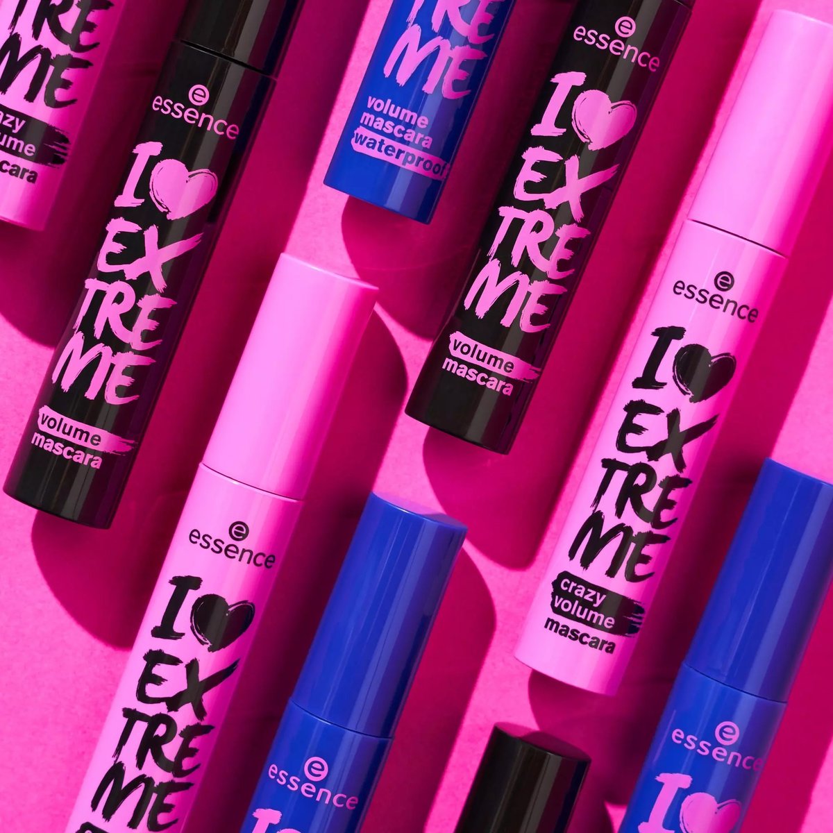 essence I Love Extreme crazy volume maskara — Ultra Black | VESNA.RS