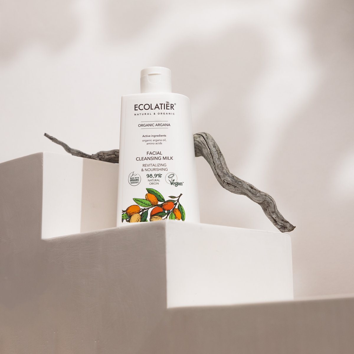 ECOLATIER Mleko za čišćenje lica Organic Argana, 250 ml | VESNA.RS