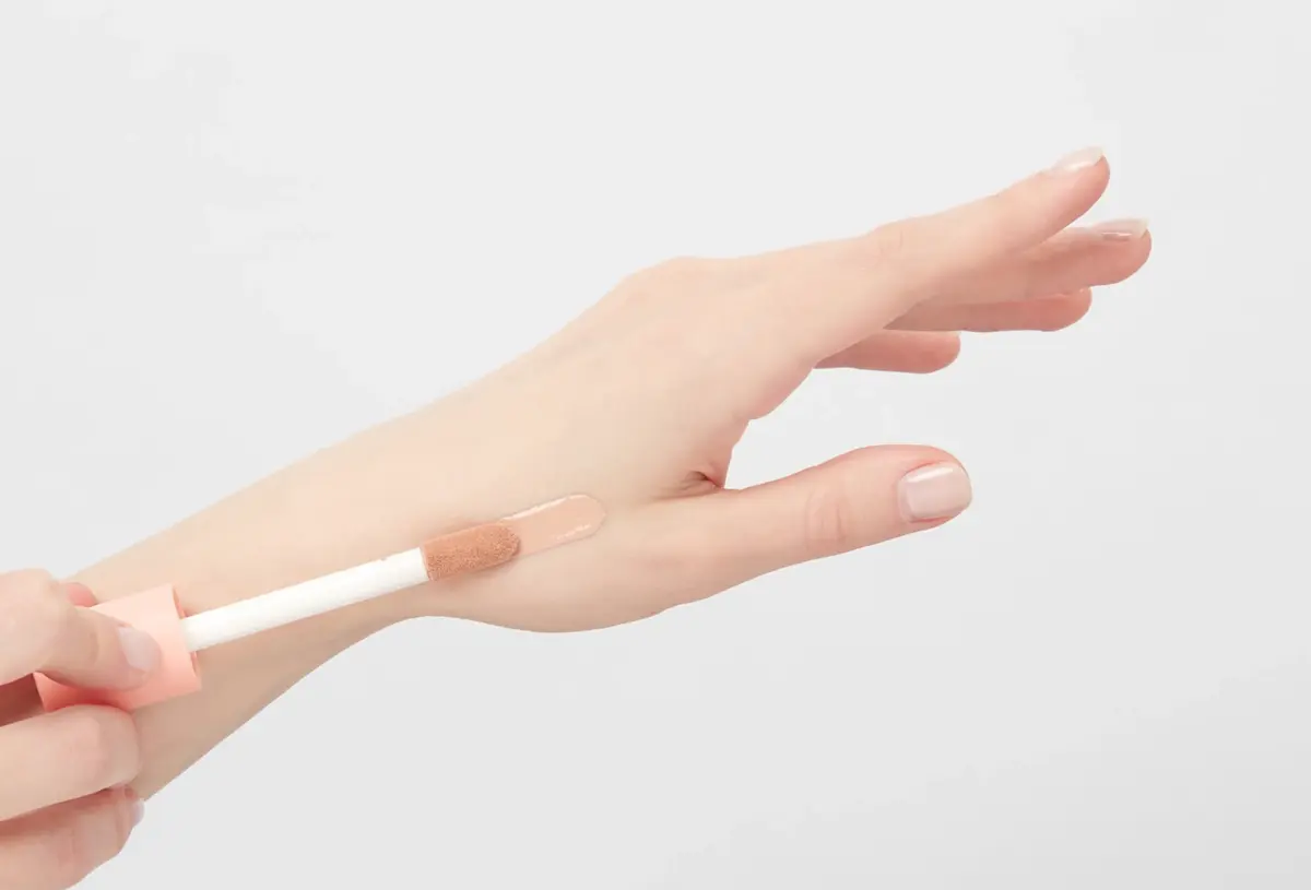 B.COLOUR Tečni korektor